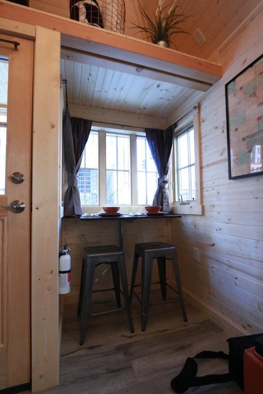 Verde Valley Tiny House 17 Коттонвуд Экстерьер фото